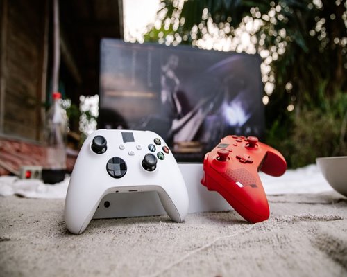 Premium gaming console controller setting